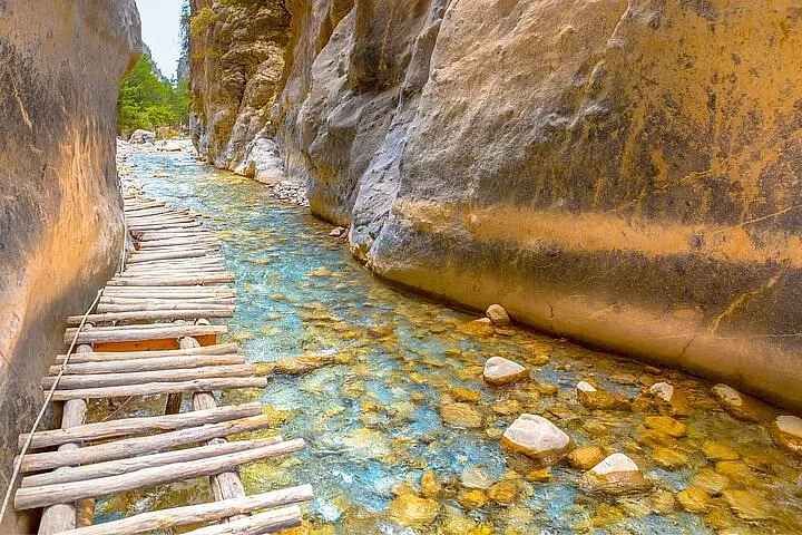 samaria canyon