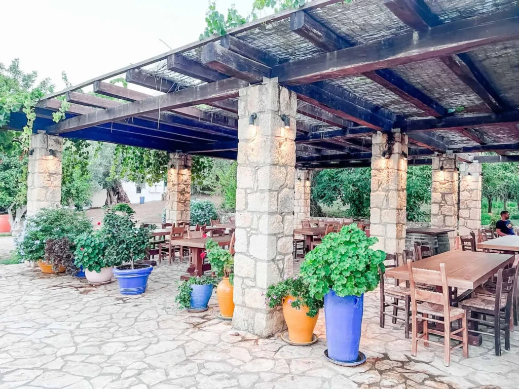 manousakis-winery