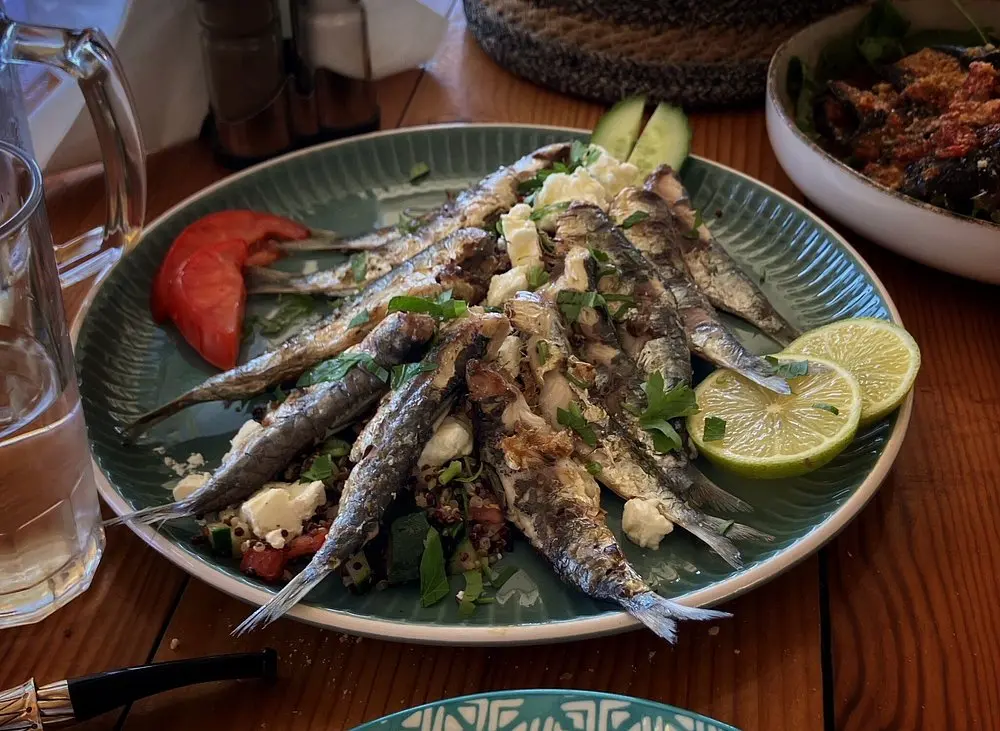 local seafood sougia beach