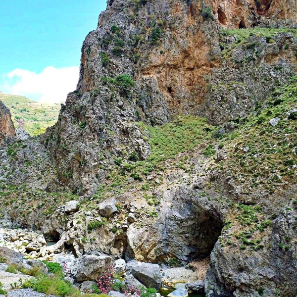 Agia Irini Gorge tour